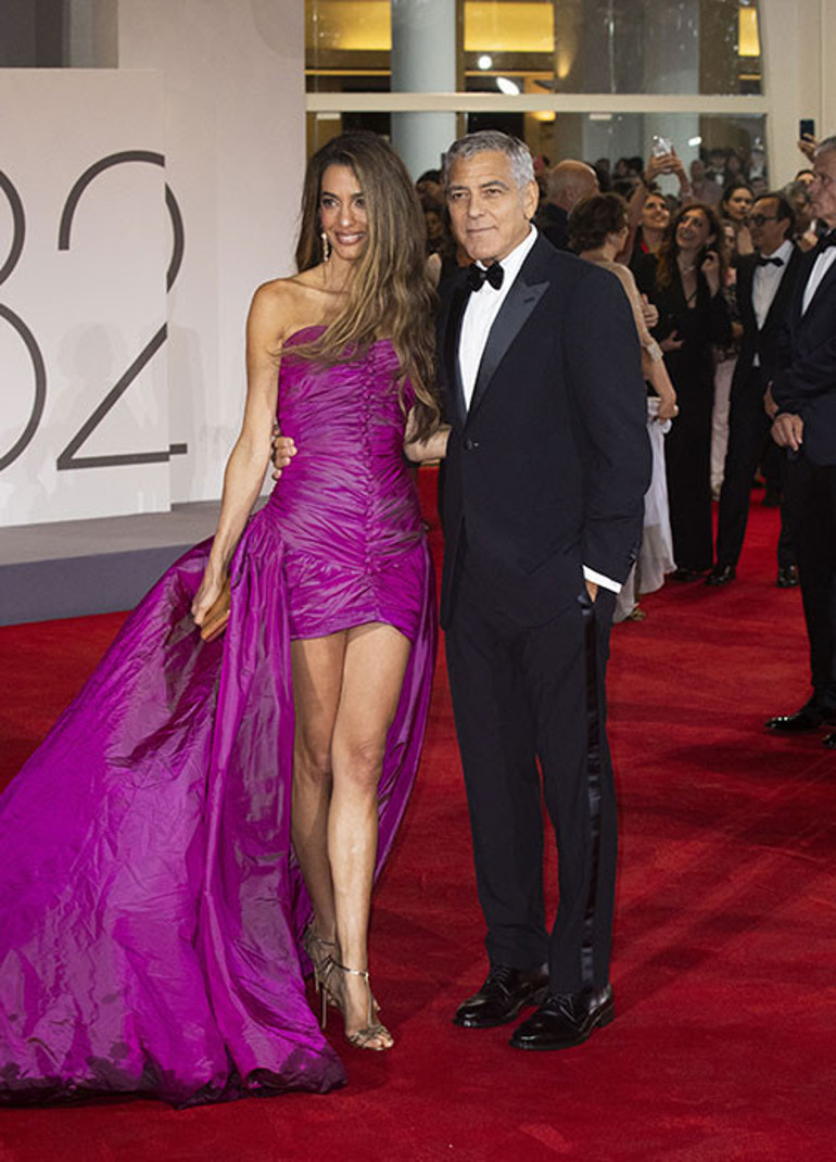 Aşk pozları vereceğiz diye perişan oldular