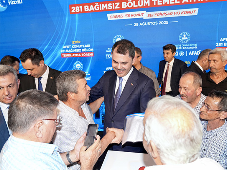 İzmirde afet konutları yükseliyor Bakan Kurum: Yanan her evin yerine yenisini yapacağız