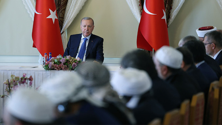 Cumhurbaşkanı Erdoğan, Dünya Müslüman Alimler Birliği heyetini kabul etti
