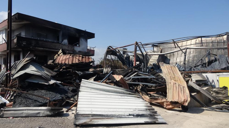 25 yıllık emekleri küle döndü