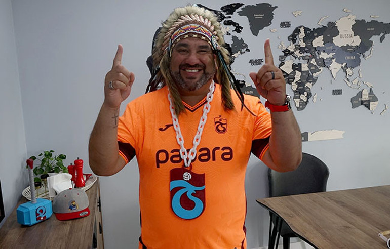 Kızılderili kökenli iş insanı Trabzona yerleşti Gören şaşırıyor Bize her yer Trabzon