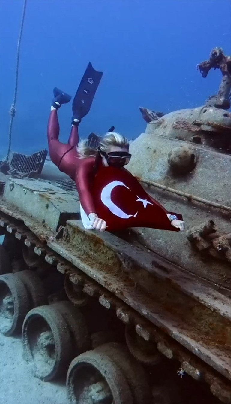Tüm yurtta 30 Ağustos Zafer Bayramı coşkusu