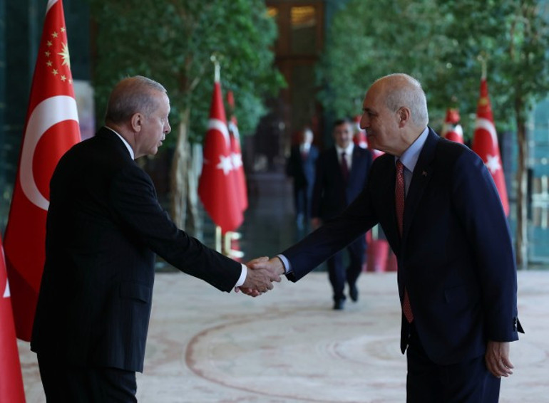 30 Ağustos Zaferinin 103. yıl dönümü... Cumhurbaşkanı Erdoğan ve devlet erkanı Anıtkabiri ziyaret etti