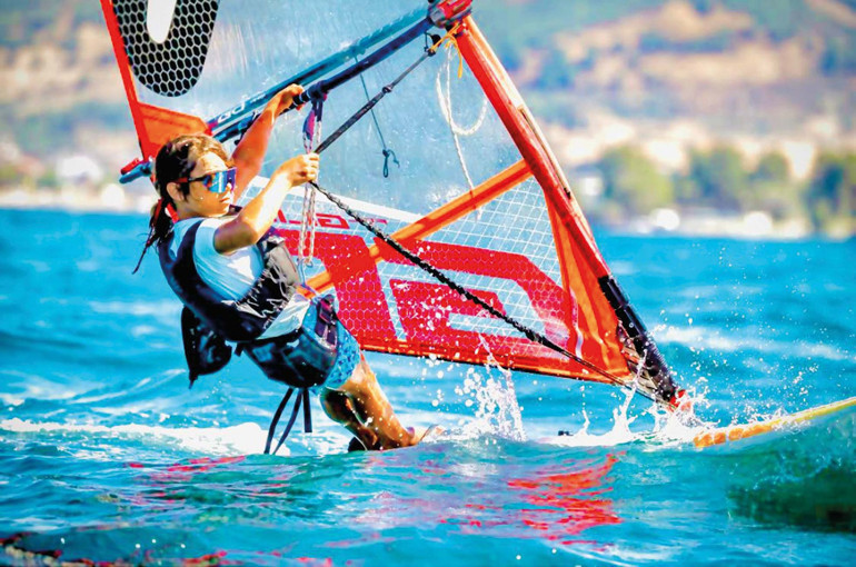 ‘Rüzgârla yarışırken kendimi mutlu ve güçlü hissediyorum’