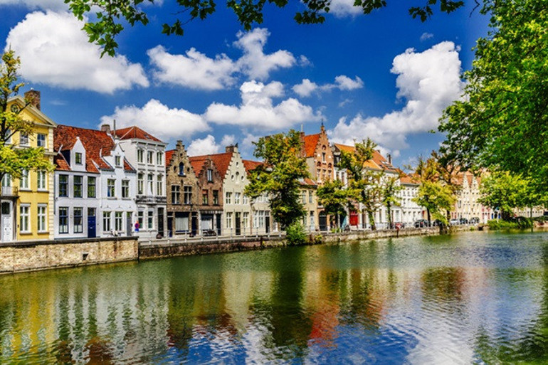 Tarih, huzur ve lüksün buluştuğu şehir: Brugge’de zaman yolculuğu