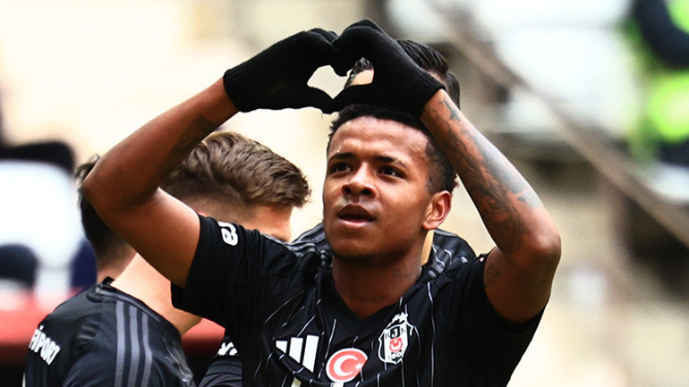 Beşiktaşta Keny Arroyo ile yollar ayrılıyor İşte yeni takımı ve anlaşma şartları