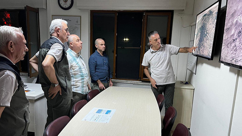 Denizli, Kastamonu ve Karabükte orman yangını Ekiplerin müdahalesi sürüyor
