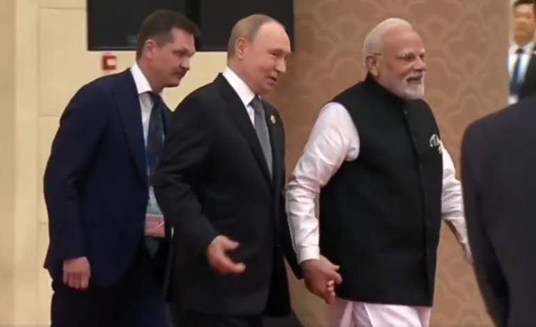 [Hurriyet ]Modi and Putin's sincerity sat on the world agenda: Squares that mark the summit