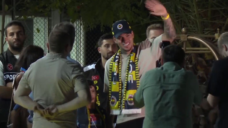 Fenerbahçenin yeni transferi Ederson, İstanbula geldi