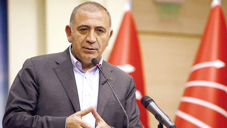 Kongre iptal edildi… CHP İstanbul’a mahkemeden kayyum kararı