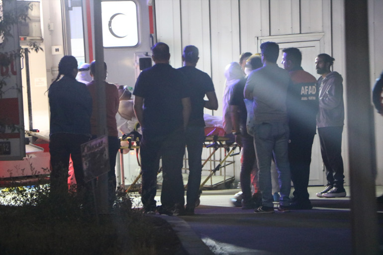 Boluda narkotik operasyonunda şüpheli maddeyi inceleyen 9 polis zehirlendi İkisi yoğun bakımda