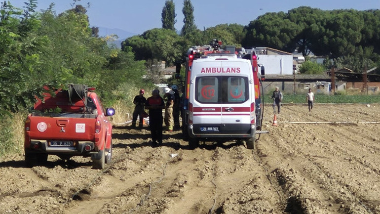 Son dakika... İzmir Torbalıda eğitim uçağı düştü Pilot Berfu Hatipoğlundan acı haber
