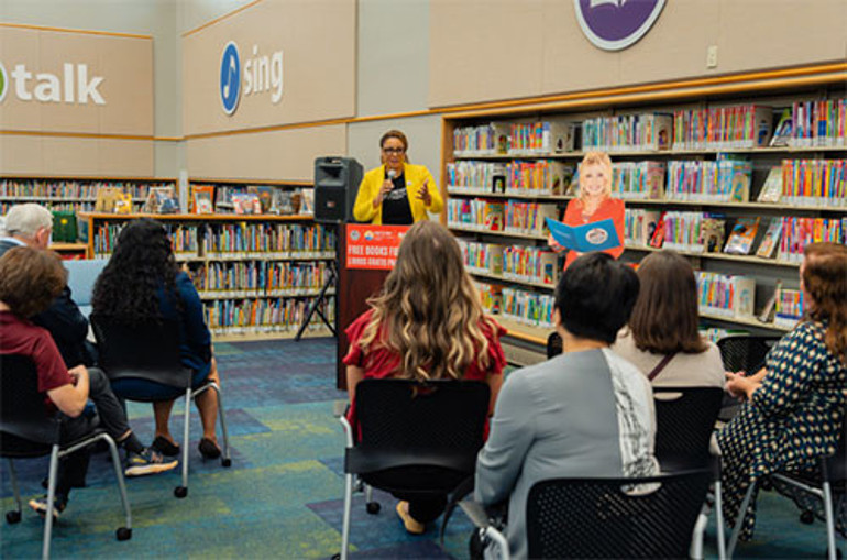 Tanrı bana bebek nasip etmedi demişti... 60 yıllık aşkını kaybetmenin acısını doğurmadığı çocukları sevindirerek dindiriyor