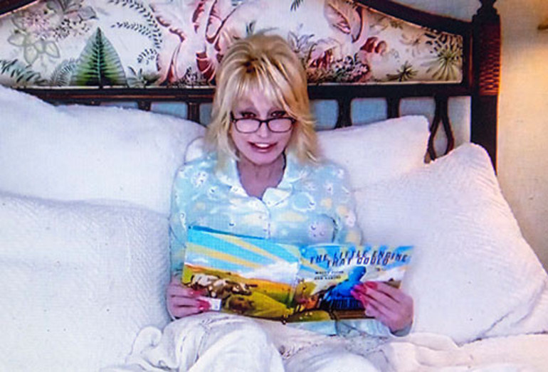 Tanrı bana bebek nasip etmedi demişti... 60 yıllık aşkını kaybetmenin acısını doğurmadığı çocukları sevindirerek dindiriyor