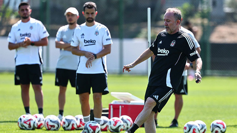 Beşiktaşta RAMS Başakşehir maçının hazırlıkları başladı