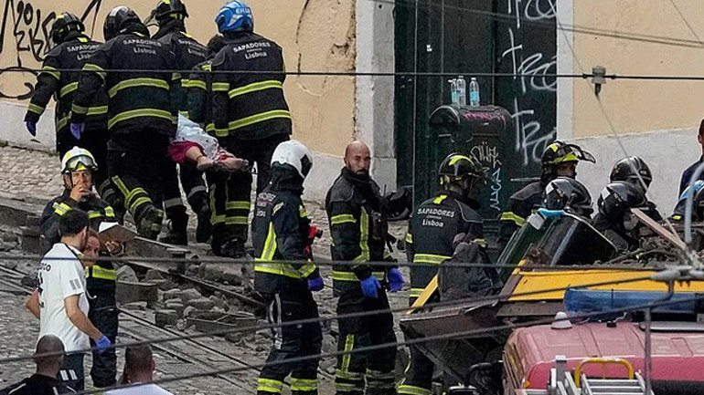 Portekizde tramvay faciası: En az 15 kişi hayatını kaybetti, çok sayıda kişi yaralandı