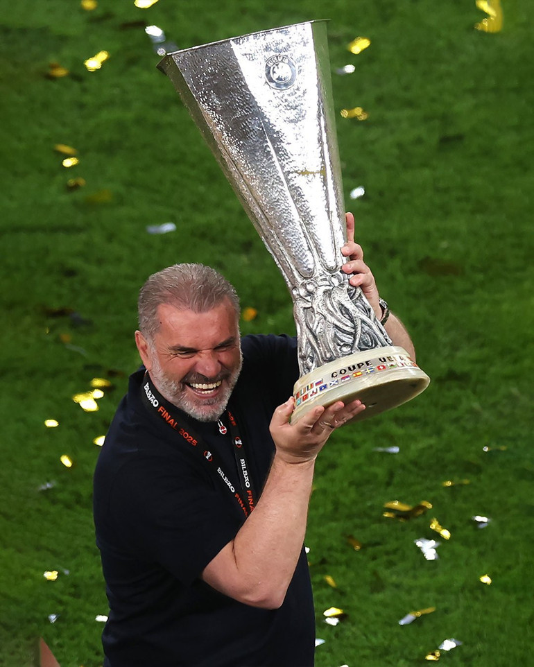 Fenerbahçenin yeni teknik direktörü İsmail Kartal oluyor 3 isim reddetti