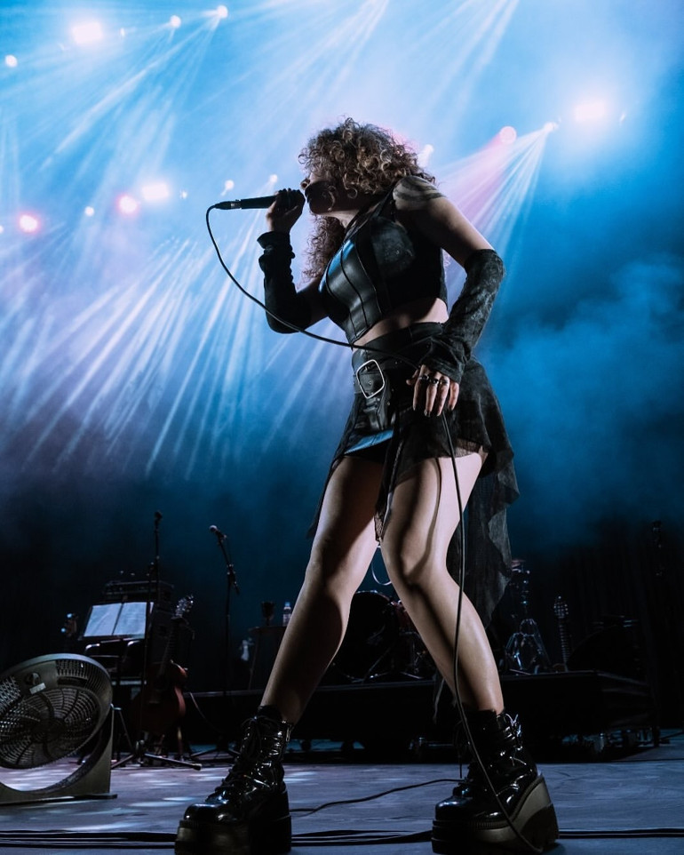 Açık havada konserler sürüyor