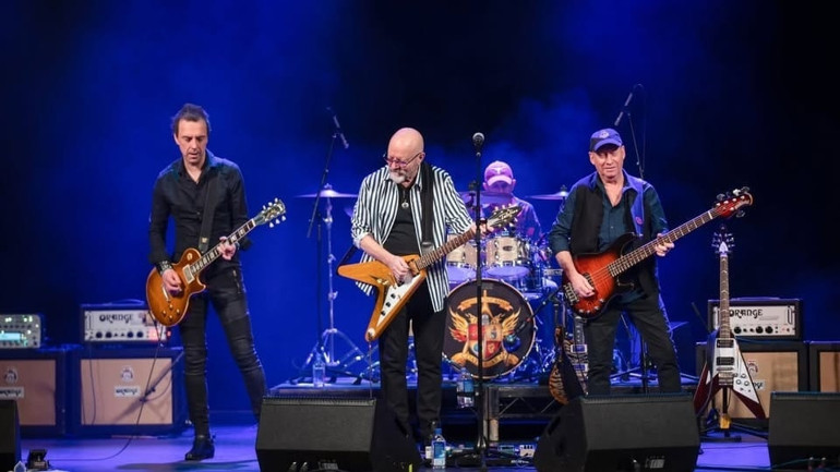 Açık havada konserler sürüyor