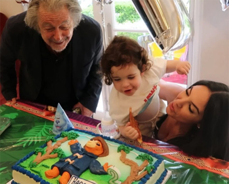 Ne annesinin evlenmeye niyeti vardı ne babasının: Tarihe karışan aşkın tek meyvesi açık havada büyüyor