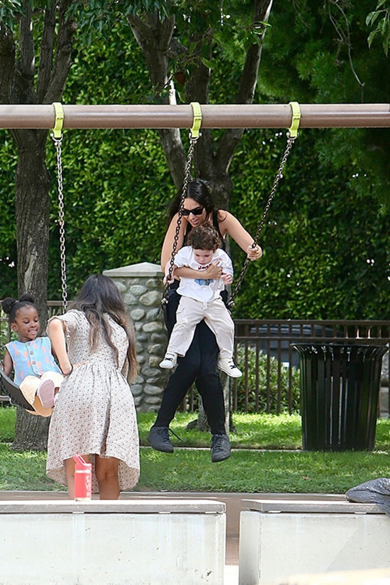 Ne annesinin evlenmeye niyeti vardı ne babasının: Tarihe karışan aşkın tek meyvesi açık havada büyüyor