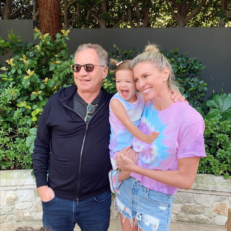 Boşanırken servetini zor kurtarmıştı… Bu sefer baştan tedbirli: Zengin sevgiliyle bu iş olur