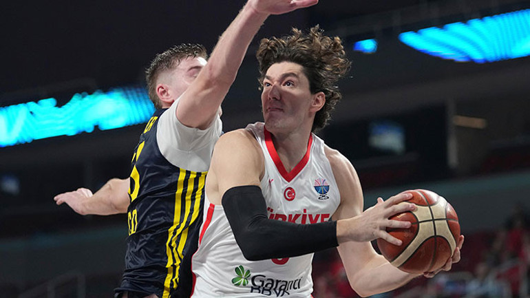 Türkiye 85-79 İsveç maç özeti (12 Dev Adam EuroBasket 2025’te çeyrek finalde)