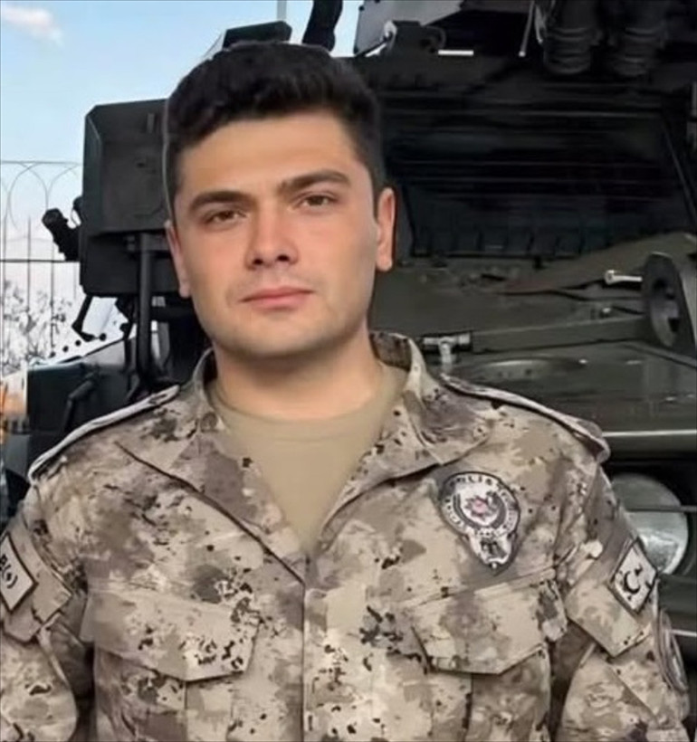 Şehit polis memuru Mustafa Karapınar memleketine uğurlandı