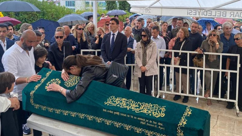 İş insanı Halit Yukay son yolculuğuna uğurlandı Kıvanç Tatlıtuğ gözyaşlarını tutamadı | Ünlü isimler törene katıldı