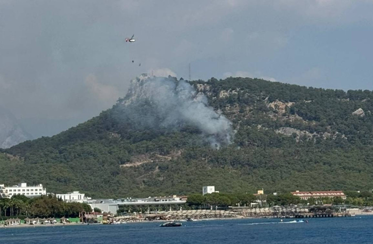 Antalyada orman yangını