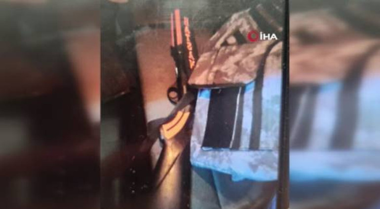O agressor que matou nossos dois policiais foi pego assim. O governador de Izmir anunciou o ataque.