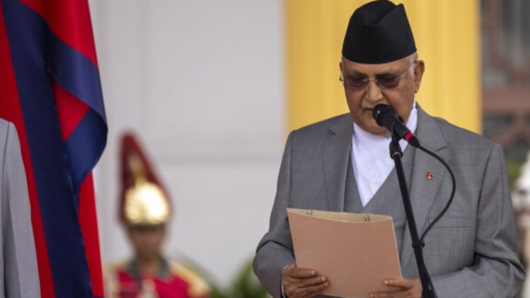 Nepalde 19 kişinin ölümüyle sonuçlanan protestoların ardından Başbakan istifa etti: Başkent Katmanduda kargaşa