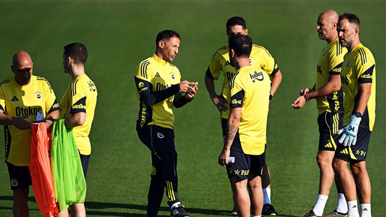 Tedescodan ilk idmanda futbolculara net mesaj