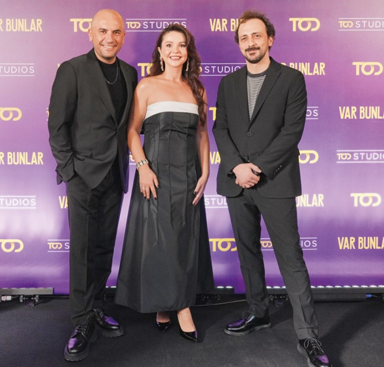 Seyirciyi yine güldürecekler