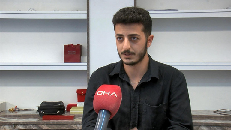 250 bin lirasını bozdurmak için gitti... Kuyumcunun dikkati sayesinde kurtuldu