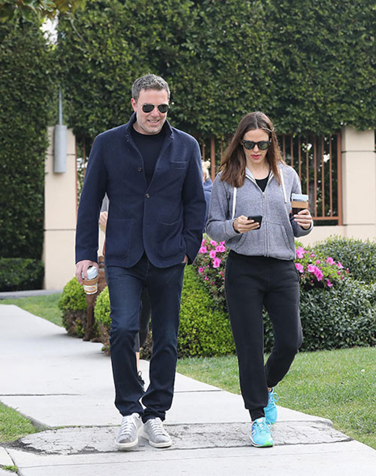 Aldattığı eski karısı düğün hazırlıklarına başladı, onun içi yanıyor... Keşke zamanında kıymetini bilseydim