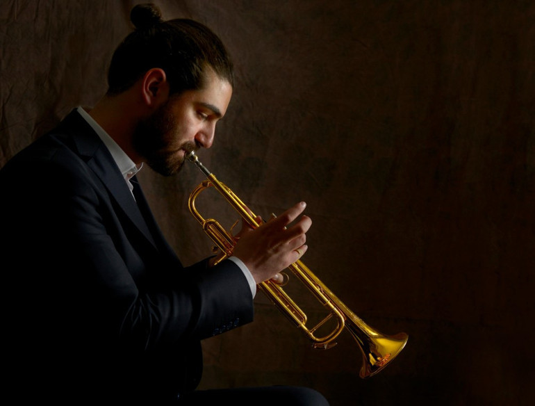 %100&MORE İlham Veren Sohbetler Tolga Bilgin: Hiç koklamadığım bir çiçeği arıyorum