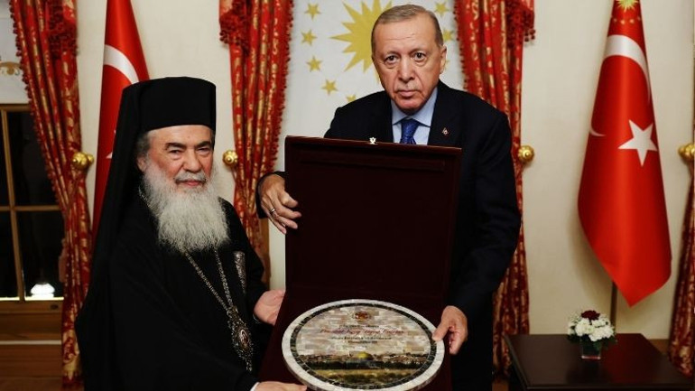 Cumhurbaşkanı Erdoğan, Kudüs Rum Ortodoks Patriği Giannopoulosu kabul etti