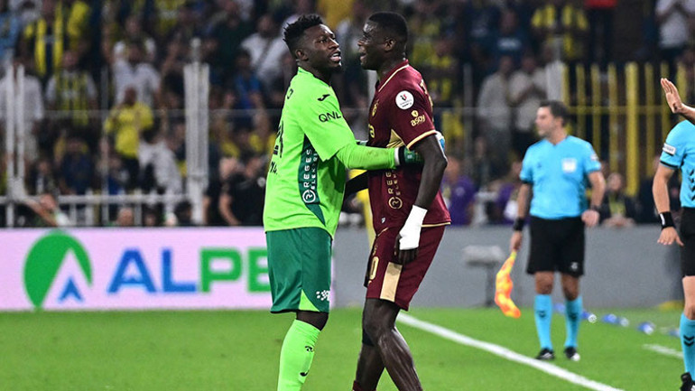 Fenerbahçe - Trabzonspor maçında 8 dakikada 2 VAR incelemesi: Kırmızı kart ve gol iptali...