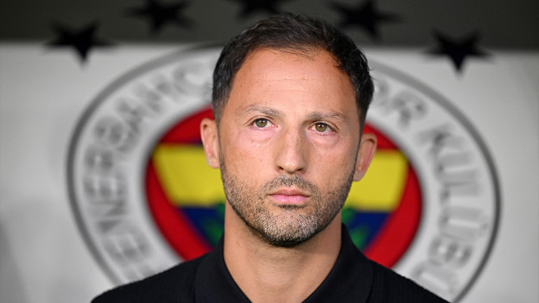Maç esnasından tribün ve oyuncu görüntüsü