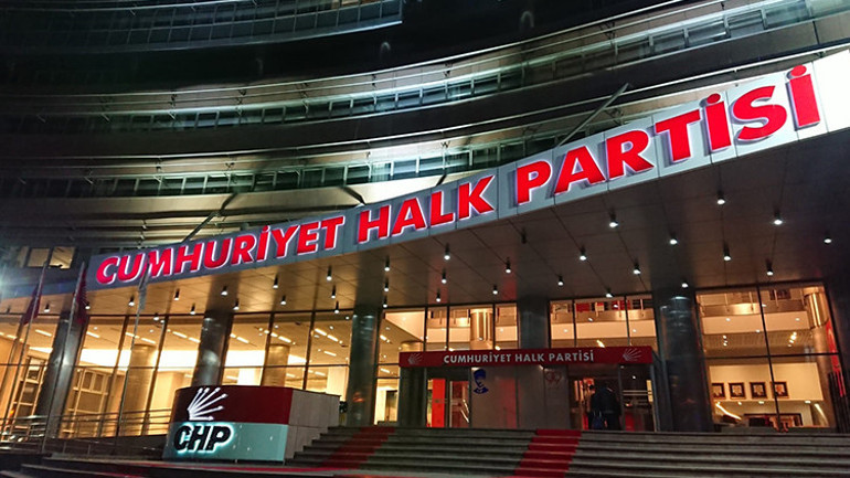 Son dakika: Gözler Ankarada... CHPnin kurultay iptali davası ertelendi