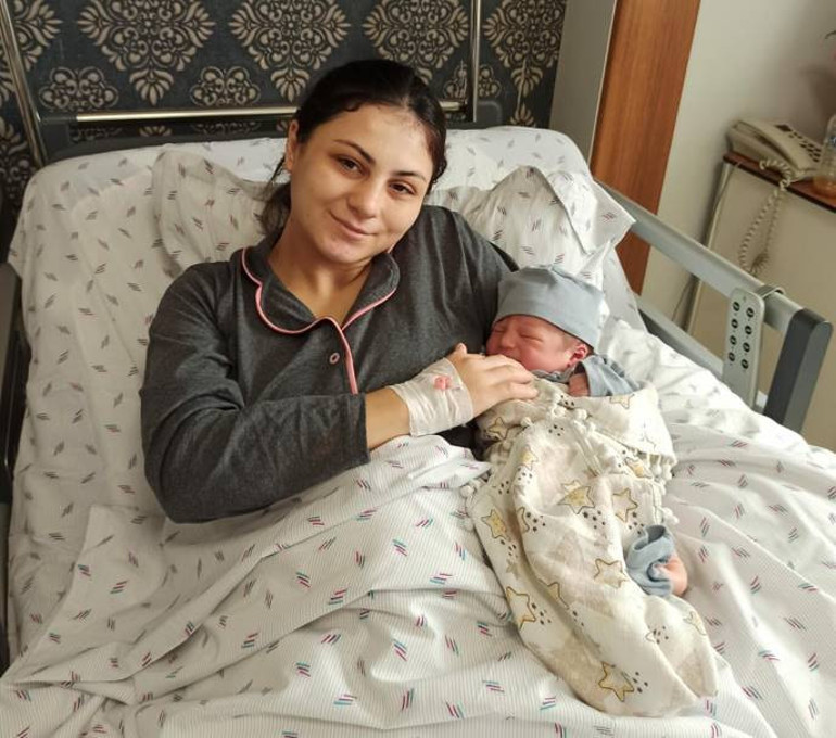 Şehit jandarma dün toprağa verilmişti, bugün bebeği dünyaya geldi | Bebeğe babasının ismi verildi