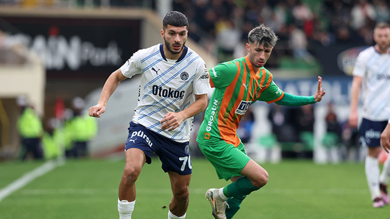 Fenerbahçe ve Alanyaspor karşılaşması