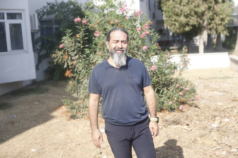 Üniversite kampüsünde gömülü fin balinasının bulunduğu alan