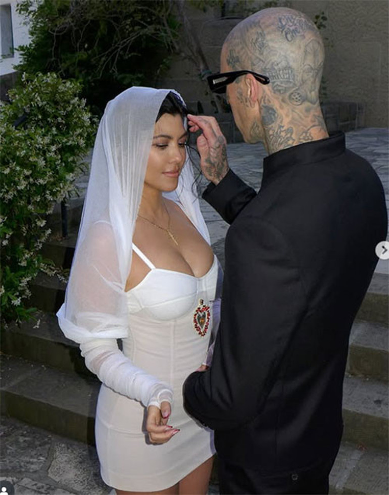 Aşklarının ilk meyvesi büyüdü...İkinci bebek için yanıp tutuşuyorlar... Eski usul durmadan çabalıyoruz