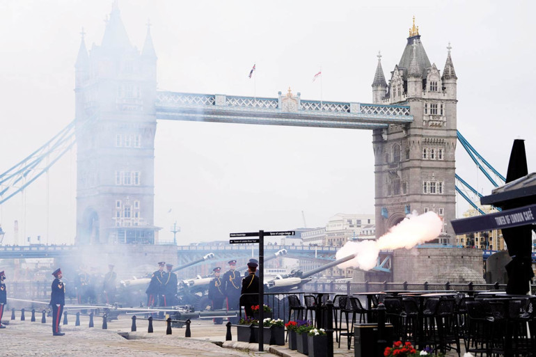 Trump çifti İngiltere’de… EpsteIn skandalı peşini bırakmıyor