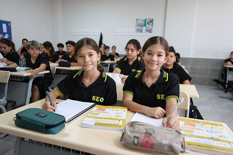 Gören şaşıp kalıyor isimleri bile birbirine benziyor Hayatımda bu kadarını bir arada görmedim