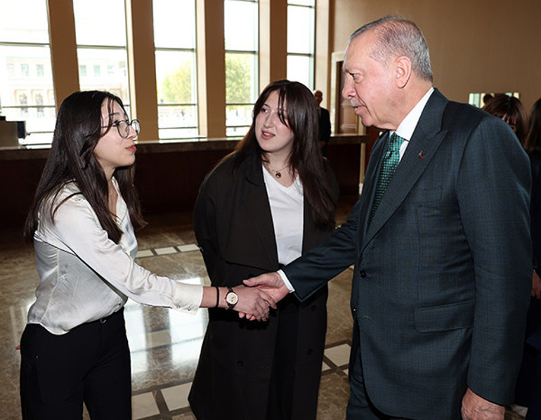 Cumhurbaşkanı Erdoğan: Kimse bize tarih dersi vermesin