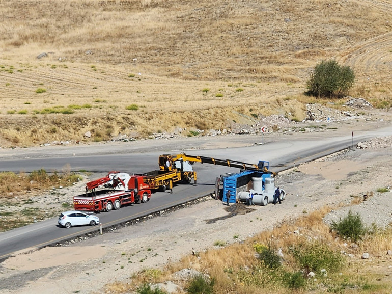 750 metre yol 15 ayda bitmedi... Mahalleli asfaltlanıp açılmasını istiyor