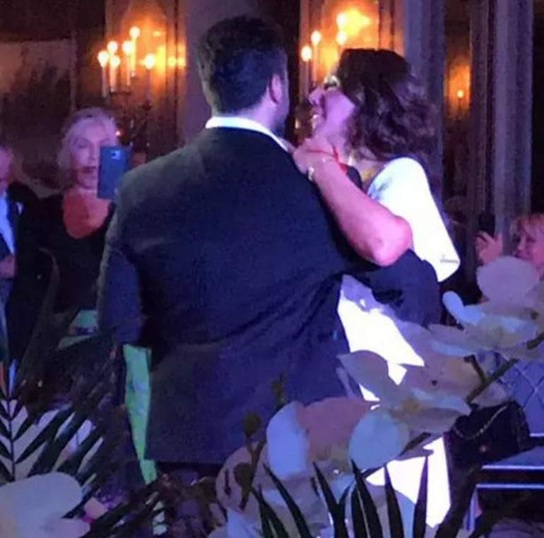 8 yıllık evlilik sessiz sedasız bitti... Asena ile Hasan Dere boşandı